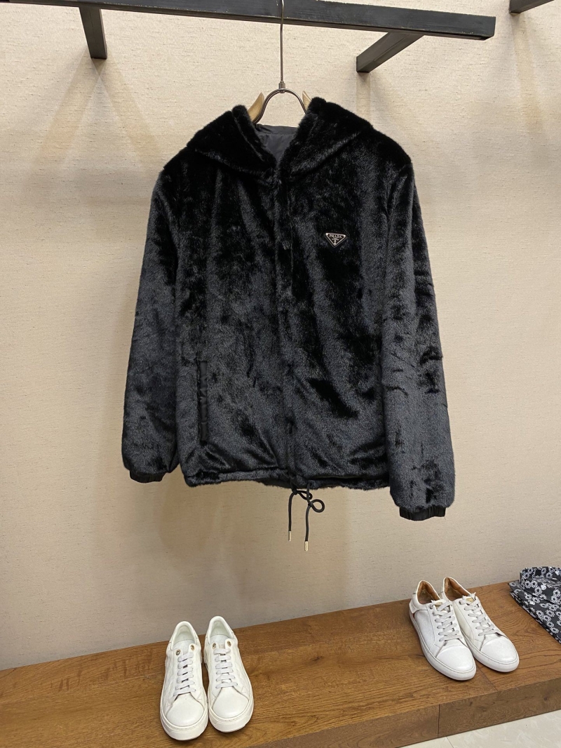 Pra*a outwear